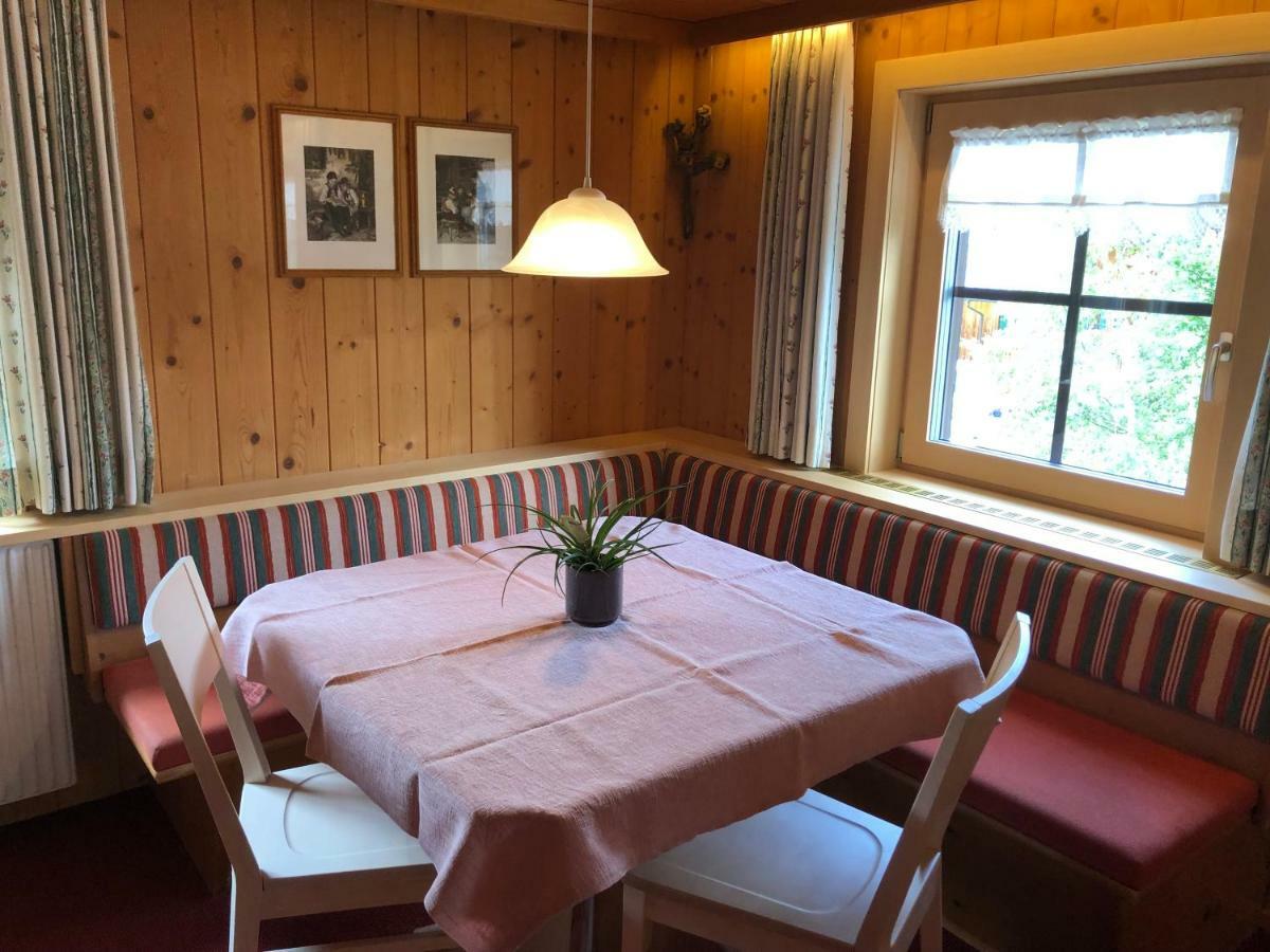 Haus Gstueat Lägenhet Lech am Arlberg Exteriör bild
